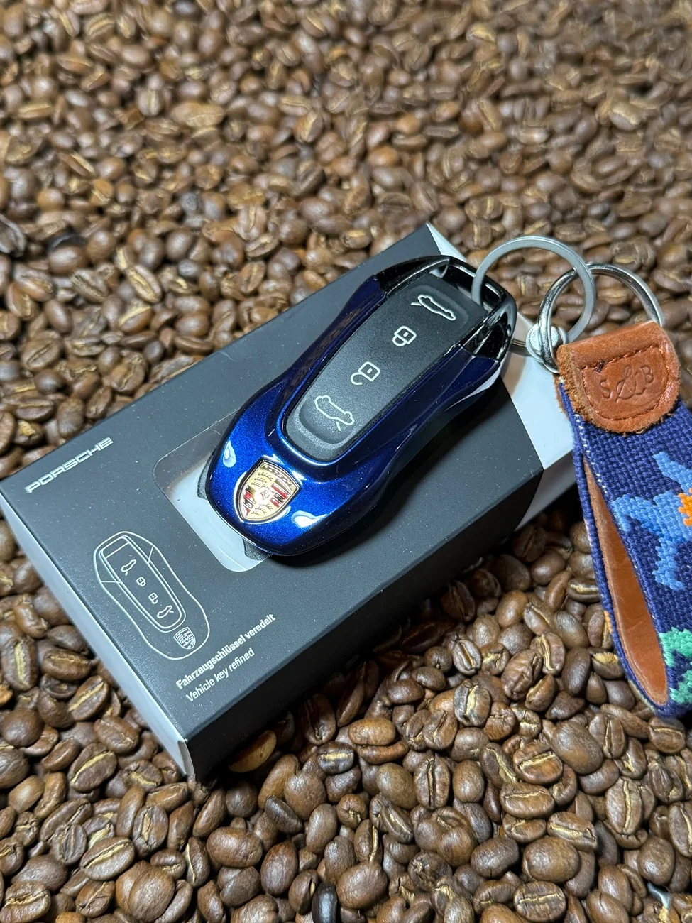 Electric Macan EV Macan EV Key Fob - photos IMG_4882