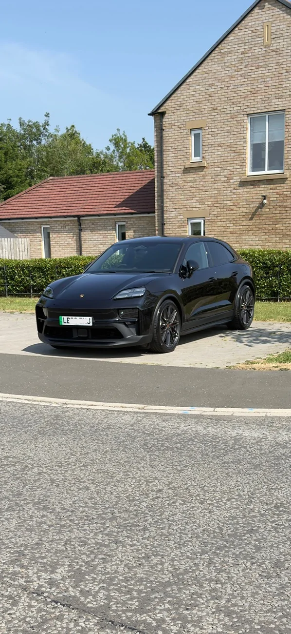 Electric Macan EV MACAN EV GTS - She’s arrived IMG_0301
