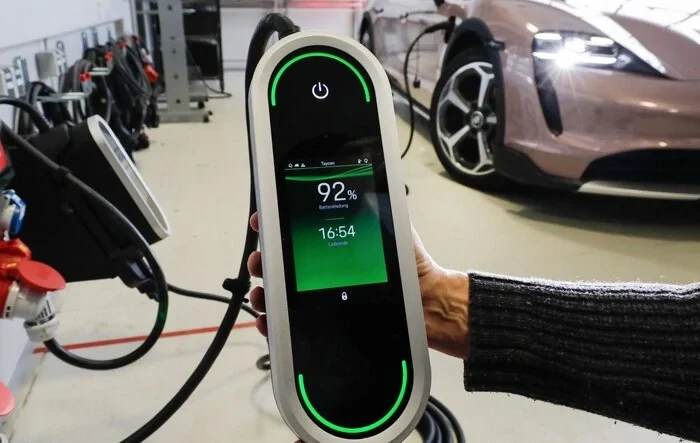 [FAQ] - EV Chargers - common misconceptions - what is an EVSE?