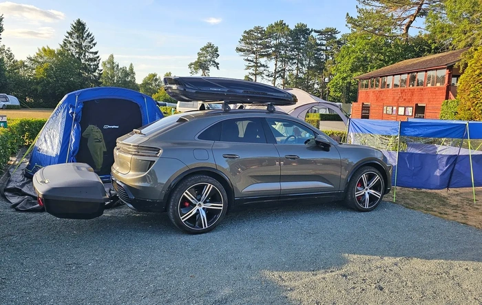 Macan EV Turbo 2026 Roofbox and Towbar Box FTW