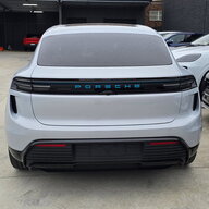 Macan EV turbo driver